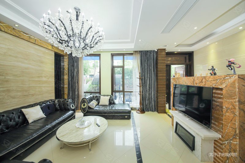 山语原墅4室2厅2卫304.18㎡南899万