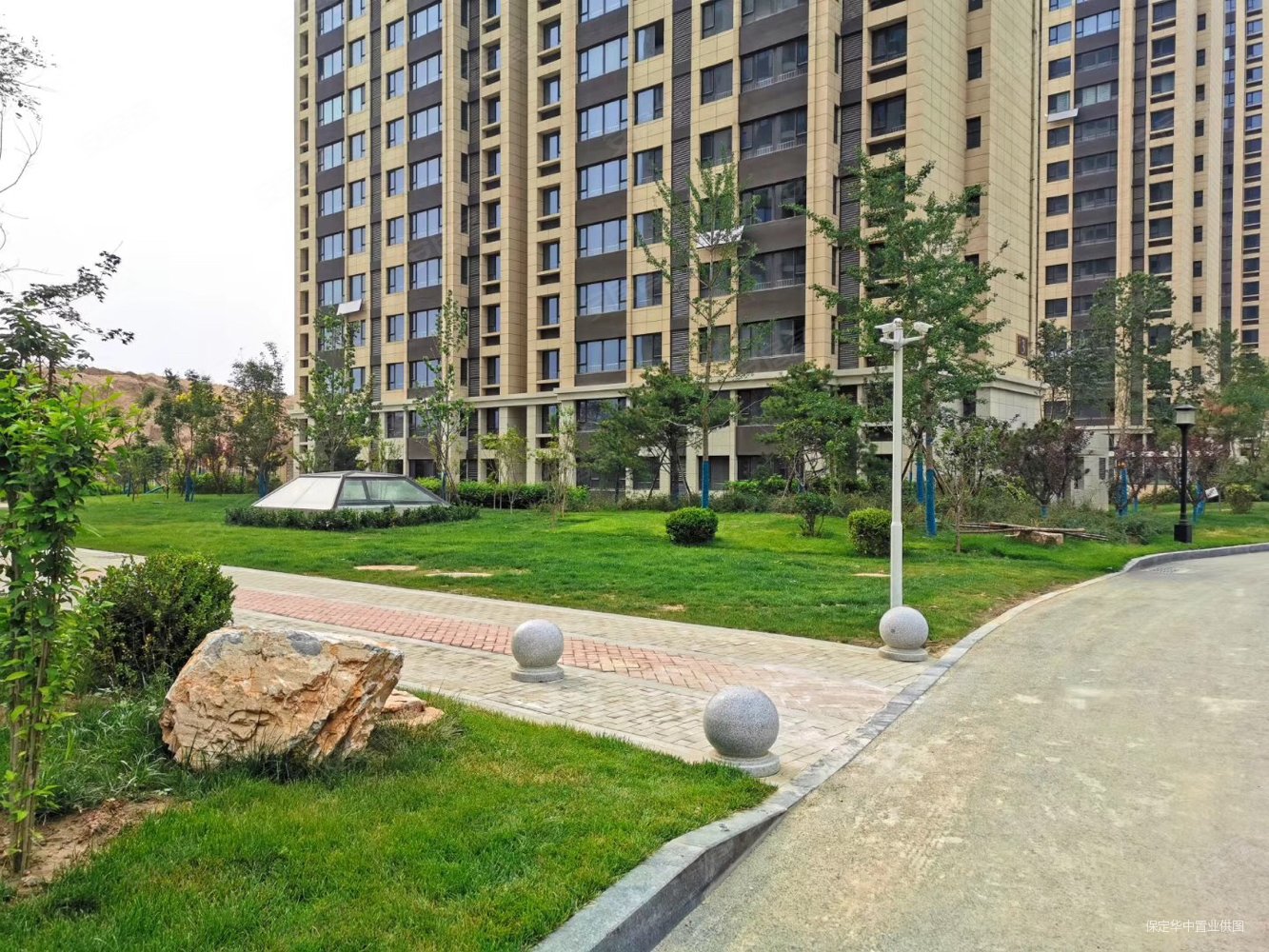 上林熙园带地上70平米小院随时看房老本