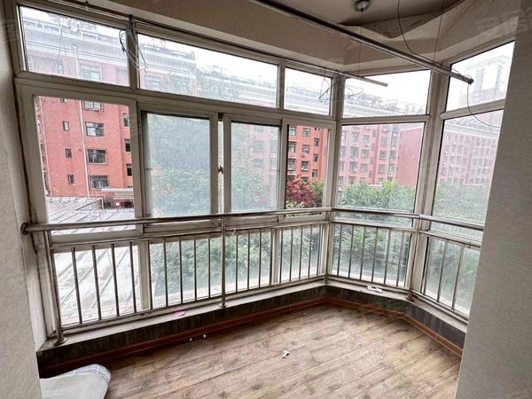 【多图】中垠雅苑,齐鲁软件园租房,实墙阳台 丁豪广场 齐鲁软件园