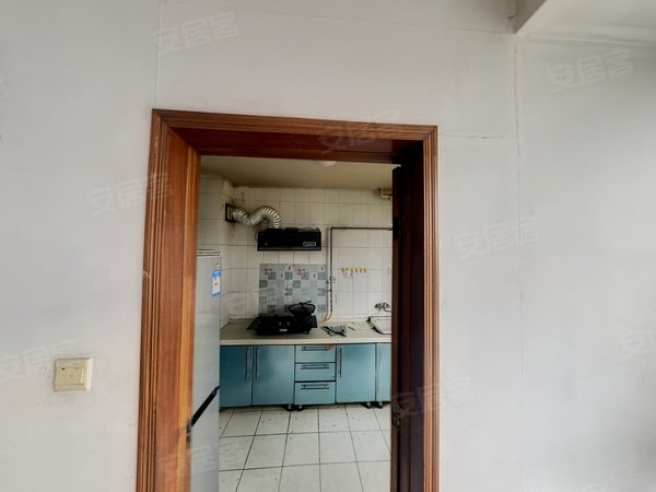 济南历城祝甸上海花园上海花园精装修两室配套齐全临近大学农干院路