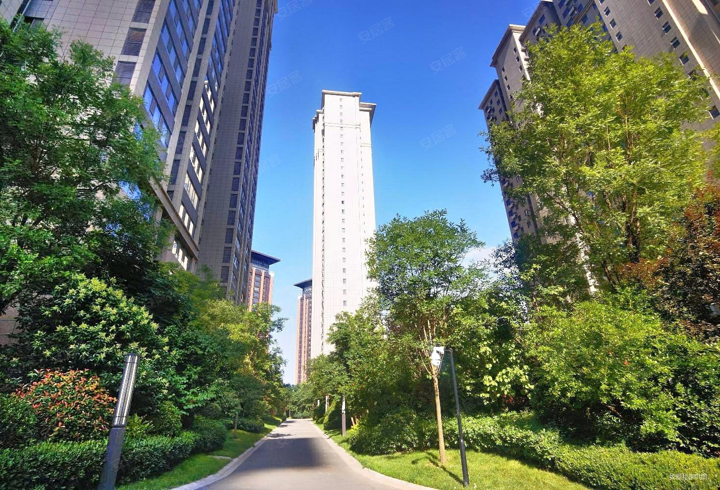 荣民宫园学府3室1厅1卫93.08㎡南155万