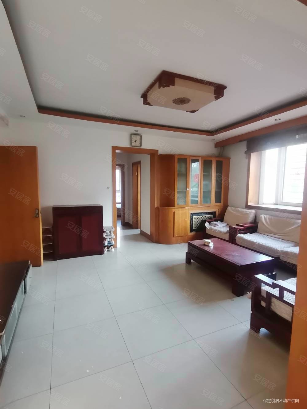 秀兰城市花园3室1厅1卫104.1㎡南73万