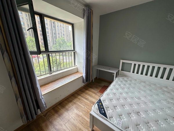 榆台首月免租实价邢村立交桥唐冶博客集团汉峪金谷无中介南向领包入住