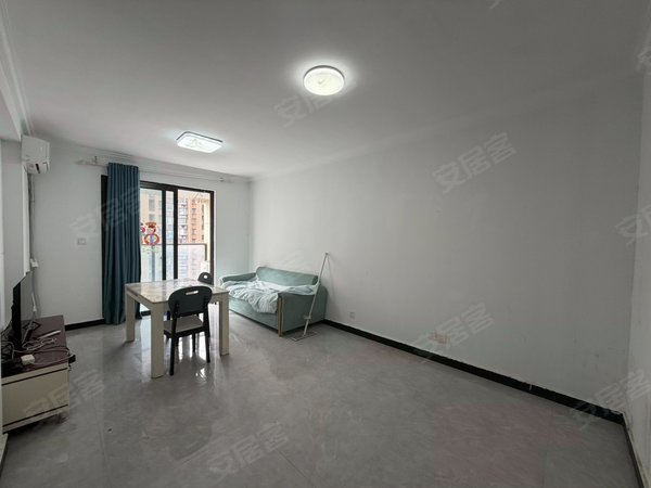 海宁长安镇农发区聚东德胜府德胜府，三室两厅一卫，燃气热水器，家具家电齐全，拎包入住出租房源真实图片