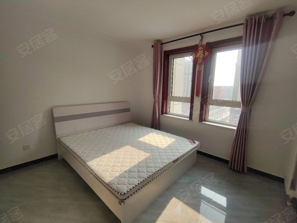 北京大兴庞各庄隆兴园三里隆兴园全齐两居,集中供暖,停车免费出租房源