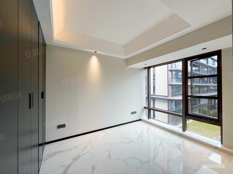 龙湖舜山府二期大平层