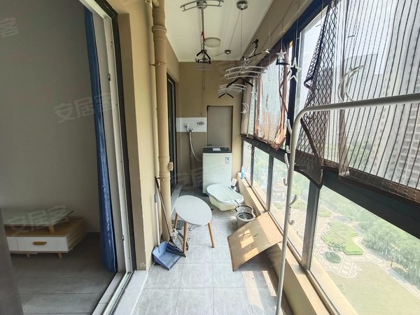 出租九龙仓碧玺a区精装小三房近医院地铁旁价格可谈