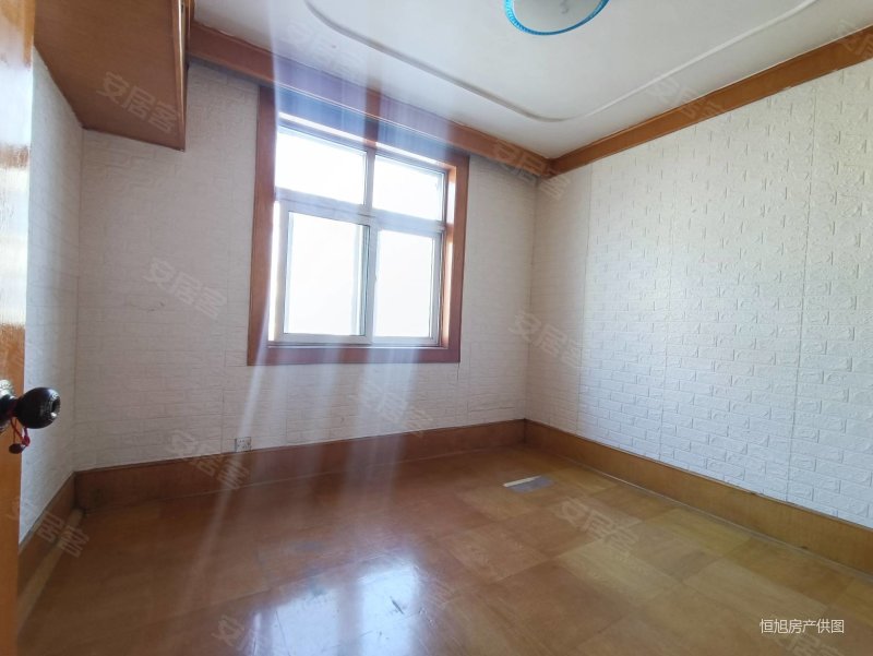 实际面积大 多层3楼 南北通透 随时看房,同乐园小区二手房,29万,2室2