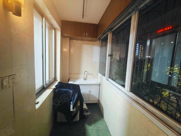 【多图】金地小区(618弄),白云租房,联丰广场,技师学院,地铁一二四号