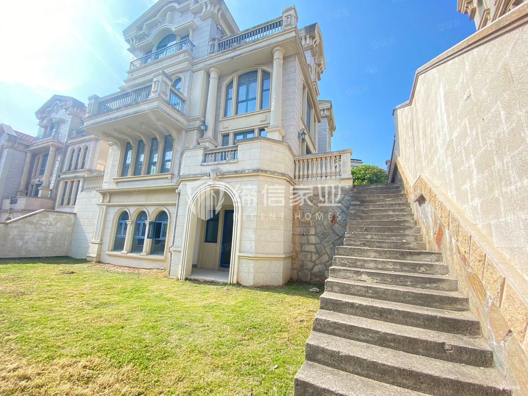 宝珊花园大别墅前后大花园毛坯6房4卫多个露台有车库