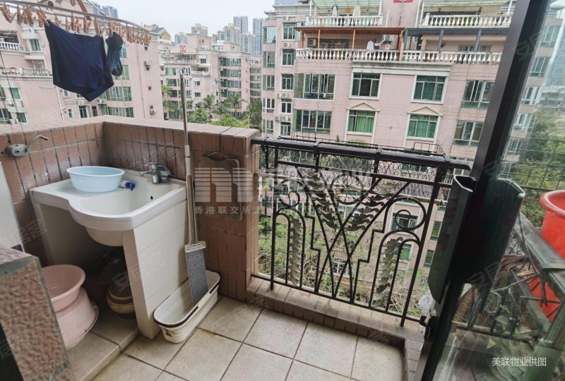 百仕达花园一期