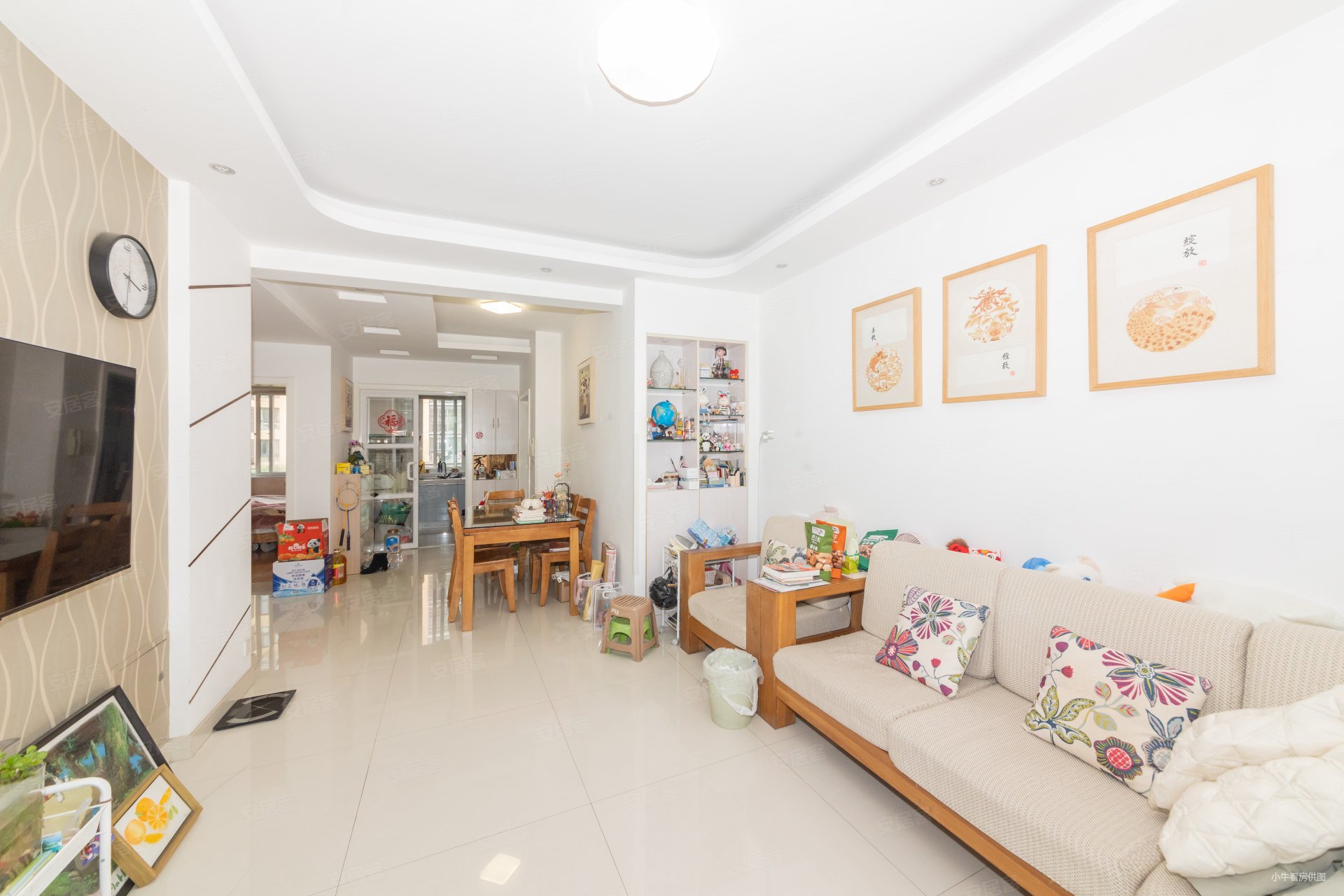 新景花苑(一期)2室2厅1卫81.59㎡南66万