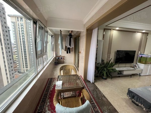 潍坊诸城诸城城区润东华府壹号精装套三双卫 家电家具齐全 电梯房