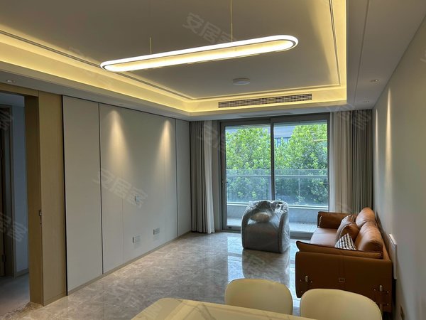 上海浦东高行浦开仁恒金桥世纪(二期)金桥世纪新上三房,中控地暖,全新