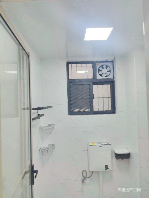 大学路地铁口星湖名城大三房33个得空气清新环境优美公园芯