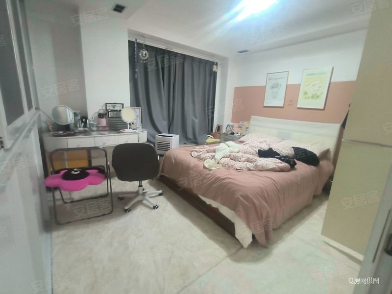 新上两个18米大床房云景豪园中层采光好