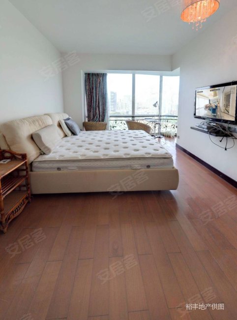 华标涛景湾 3 房  156 方 品质小区 次新小区