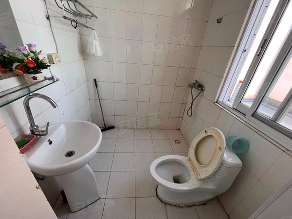 市中心翠湖圆通山小花园正义坊韶山小学红会医院昆明医科大学旁边