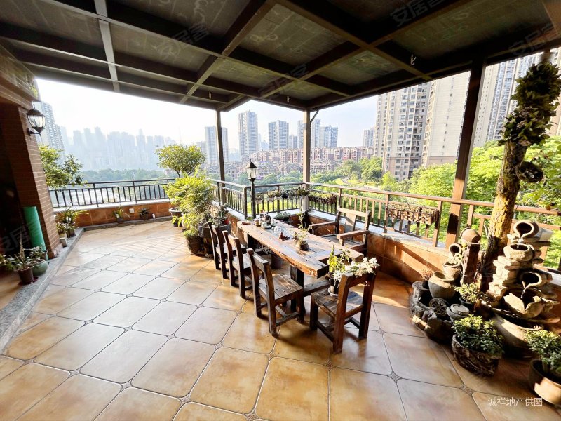 全看湖 全看湖 板式顶跃洋房 多个大露台