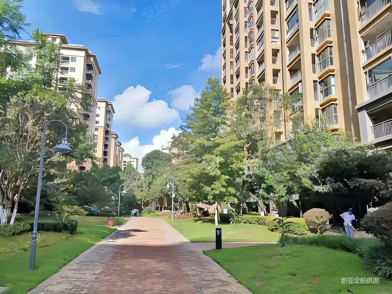 时代俊园144平端头房带装修满二年送车位采光好