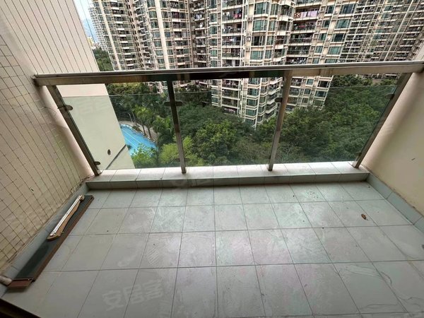 深圳布吉信义信义荔山公馆荔山公馆3房急租!看房方便!