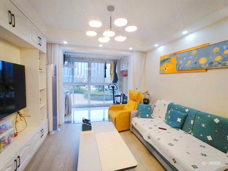 龙池地铁口 真心的地铁口房子冠城大通婚装两房 低总价,冠城大通竹苑