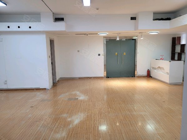 济南历城洪家楼海蔚广场商务大厦海蔚广场商务大厦 1室2厅1卫出租房源