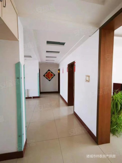 龙都花园大套三双卫带车库急售百盛一中公园