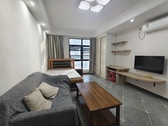 海口美兰国兴急租 国兴大道到爵士苑一房 户型方正 干净整洁 领包入住出租房源真实图片