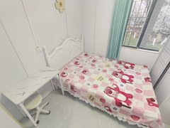 贵阳观山湖世纪城世纪城龙嘉苑 无中介 押一付一 独立厨卫 温馨单间 包物业宽出租房源真实图片