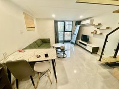 东莞南城南城车站地铁口复式两房出租，家电齐全拎包入住密码锁可看房出租房源真实图片