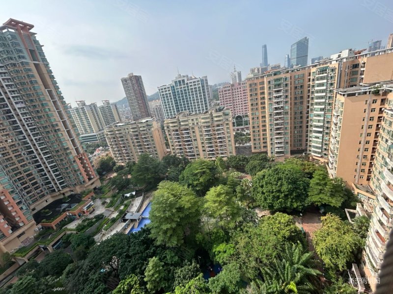 雍华庭|东城西路123号4室2厅2卫208.37平方