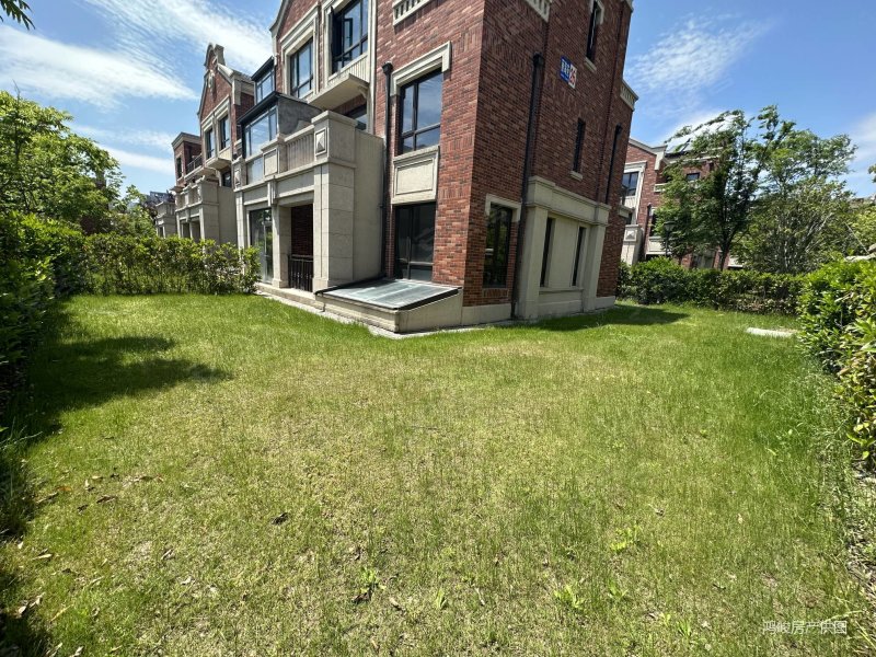 绿地海湾丽海苑(别墅)4室2厅3卫125㎡南北180万