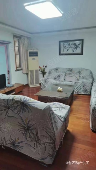 锦港佳园3室2厅1卫1120平楼层适中房东诚心出售