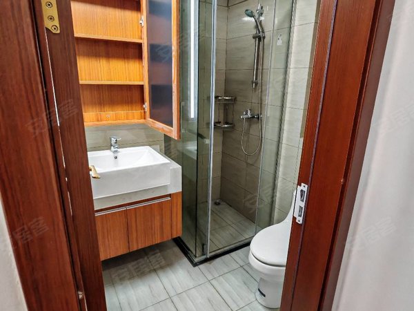 六安舒城文化广场新滨湖恒大文化旅游城杭埠胜利，兆邦厂区附近，恒大三室二卫出租，家具家电齐全出租房源真实图片