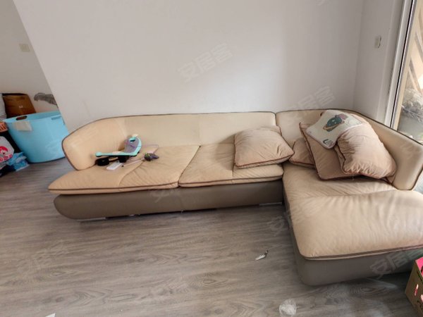 绍兴袍江宝龙广场林立欣园林立欣园 3室2厅1卫 南北通透 电梯房 配套