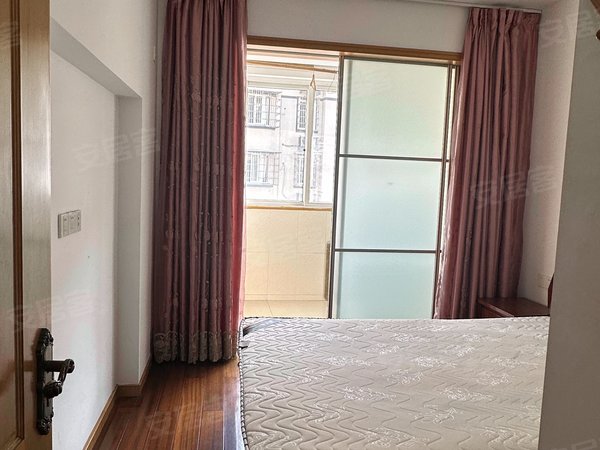 宁波北仑大榭海港花园(北仑)大海港花园3室2厅1卫 精装修 南北通透 有