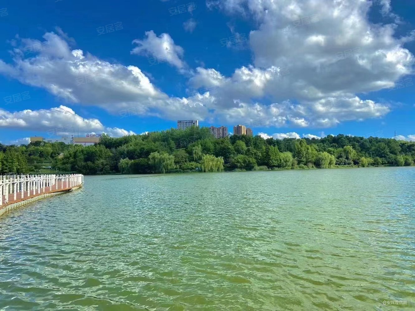 阅山湖二期洋房大横厅4房送车位楼下就是公园