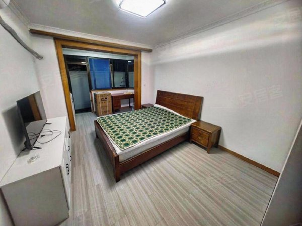 【多图】淞虹公寓,北新泾租房,带院子可以养宠物大一房一厅,北新泾