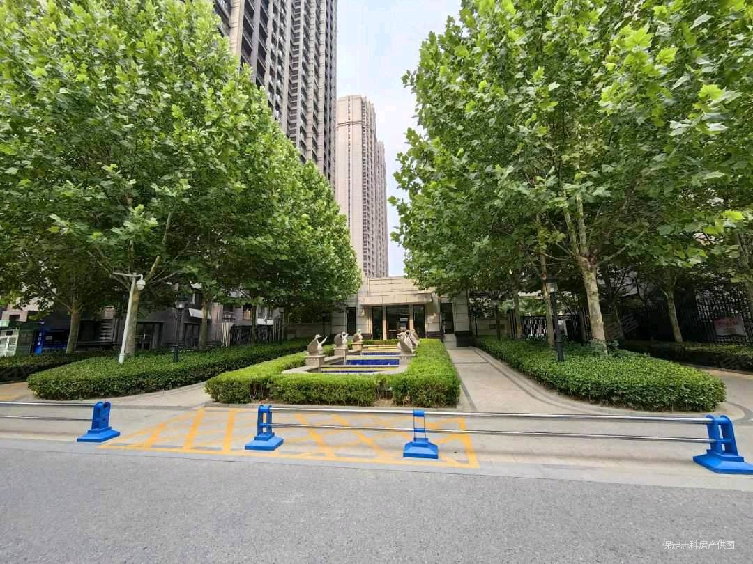 出门保师,万达广场,秀兰森活里二手房,92万,2室2厅,1卫,89.