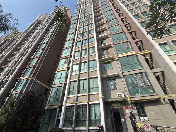 龙江国际城 两室一厅一厨一卫 精装修 视野好 拎包入住