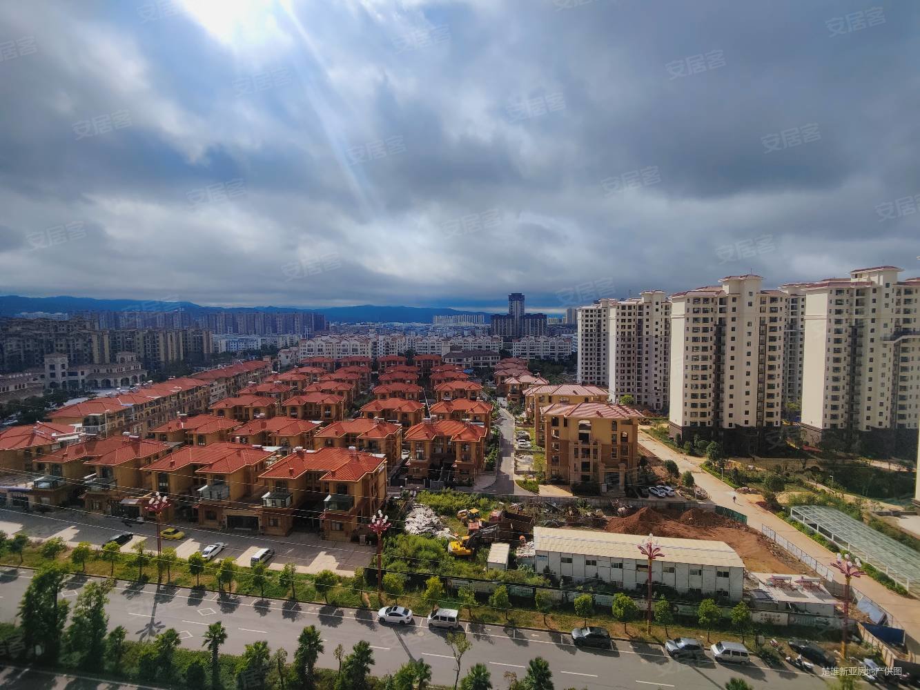 6万,3室2厅,2卫,120平米-楚雄安居客