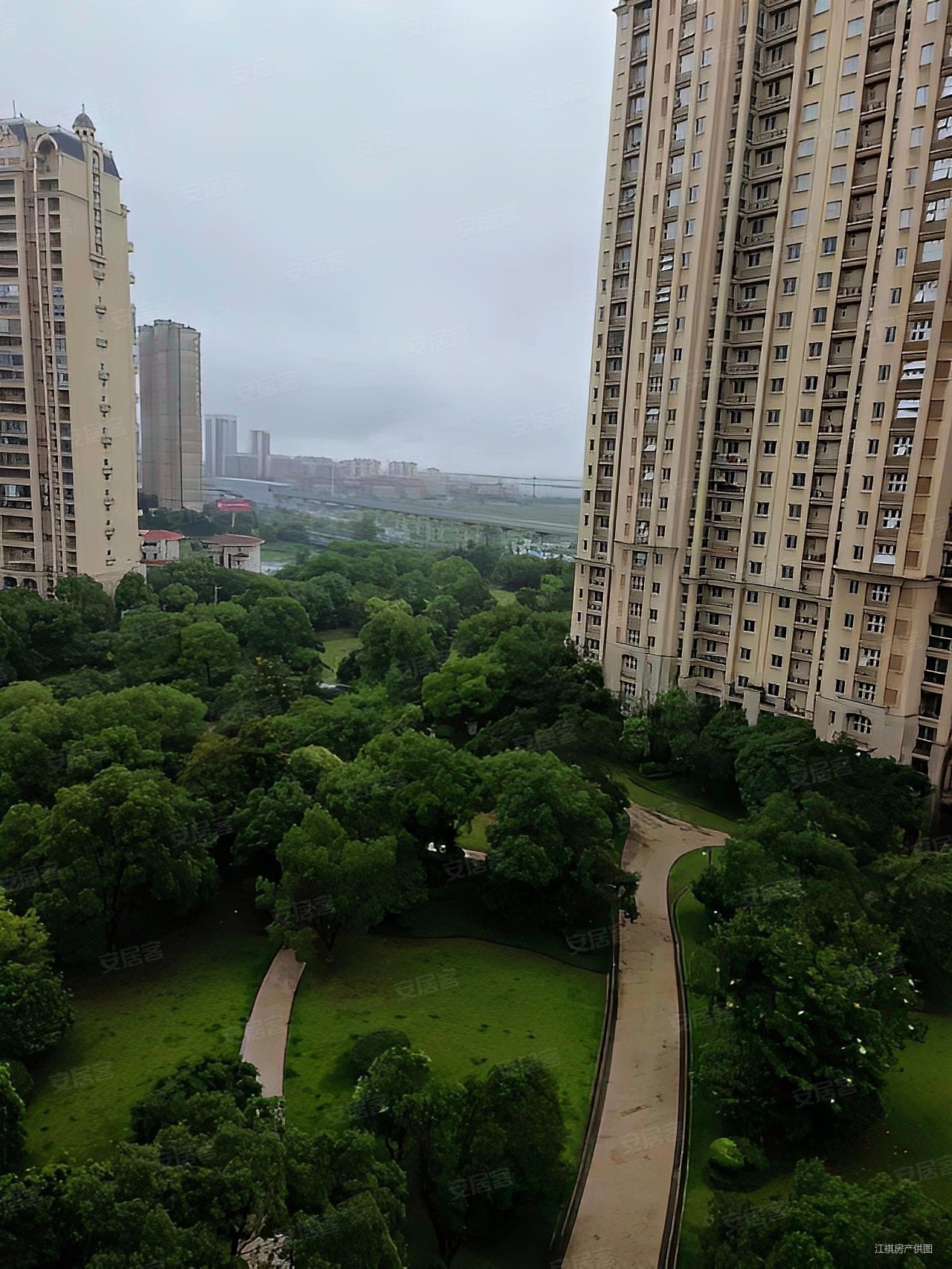 朝南业主急降20万碧桂园凤凰城凤仪苑随时看房