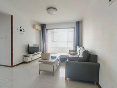 烟台开发区万达广场天颐郦城 2两室 家具家电齐全 看房方便出租房源真实图片