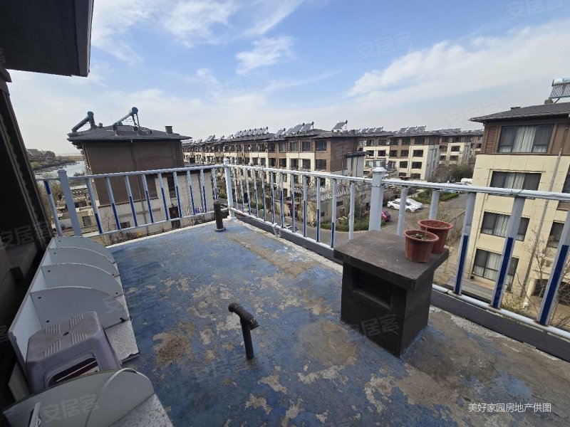 金地长湖湾金角边户天津小外85万毛坯随时看房