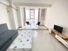 武汉青山红钢城武汉站 一室一厅loft带阳台采光好 红钢城5号线 青山商场出租房源真实图片