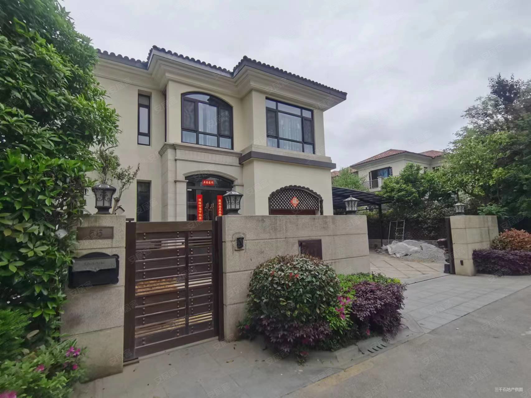 新虹桥首府别墅