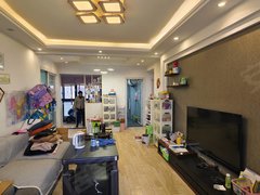 贵阳观山湖新世界新世界地铁口珑玥精装两房拎包入住诚心出租，价格划算出租房源真实图片