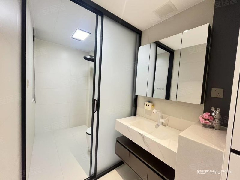 鹤壁世悦府3室2厅2卫121㎡南北99.8万