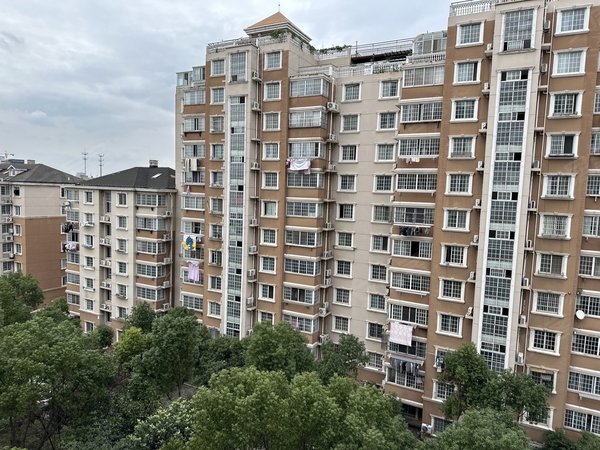 昆山周市镇卜蜂莲花澳宇花园10,月,新上,图片实拍,有电梯7层出租房源